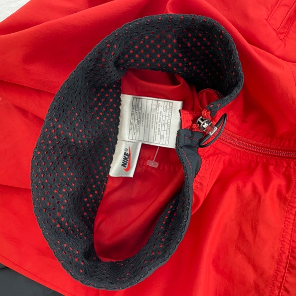 Vintage 90’s Nike White Tag Lightweight Jacket Red and Black Men’s Size Large - Picture 13 of 16